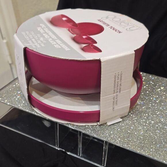 Tabletops Gallery Melamine Bowl & Plate Set- Raspberry - Picture 7 of 7